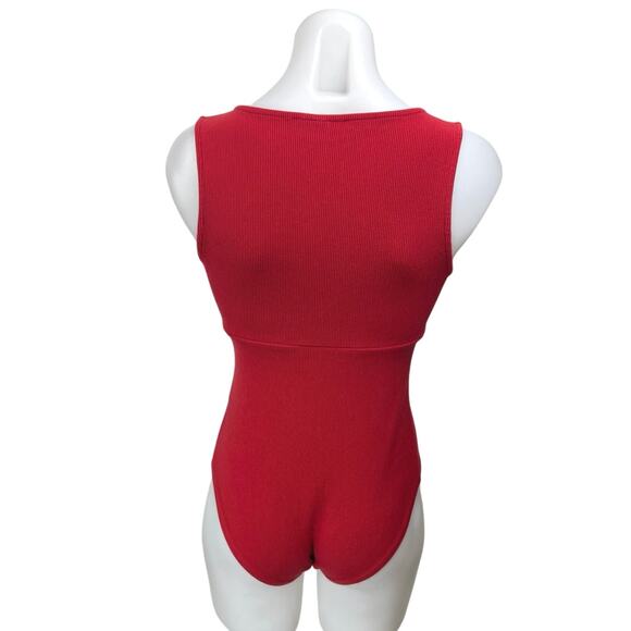 Topshop Women's Red Rib Knit Sleeveless Plunging V-Neck Bodysuit Tank Top Size 6 - Picture 2 of 4